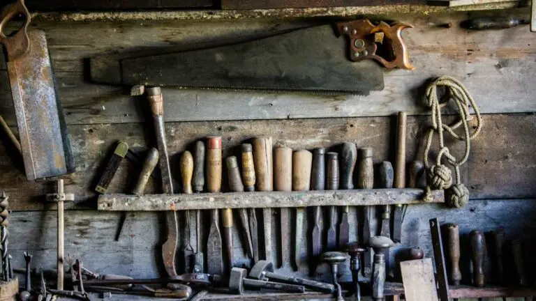 59 Cool Woodworking Sayings image