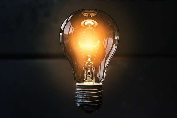 Light Bulb symbolizing creativity - 11 Benefits Of Woodworking As A Hobby